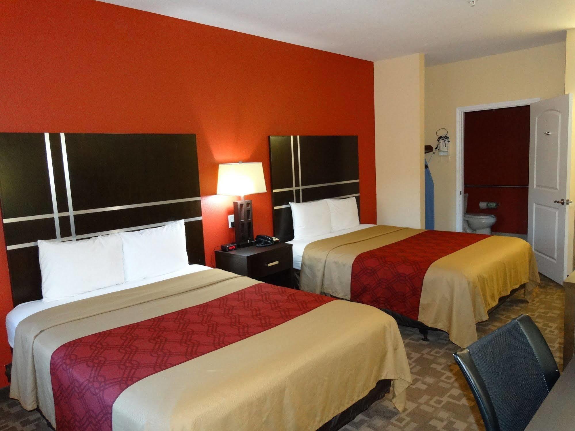 Regency Inn & Suites - Baytown Exterior foto